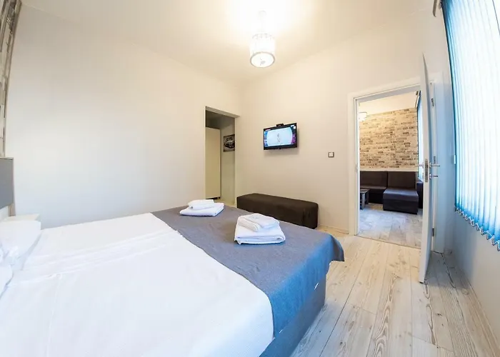 Downtown Life 索菲亞